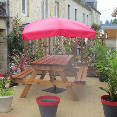 Le Marioly Villa Tilly-sur-Seulles Exterior foto